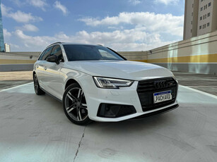 Audi A4 Avant 2.0 S Line