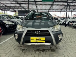 Toyota Etios Hatch Etios Cross 1.5 (Flex) 2014