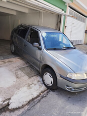 Volkswagen Gol 1.0 Plus 4p