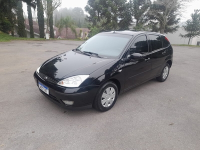 FOCUS 1.6 GLX 8V GASOLINA 4P MANUAL 2006