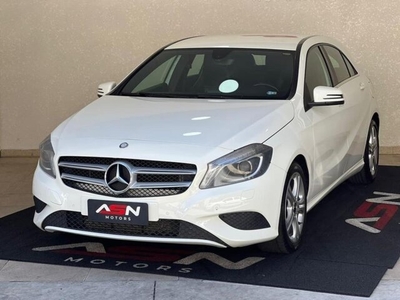 Mercedes-Benz Classe A 200 Urban 1.6 DCT Turbo 2014