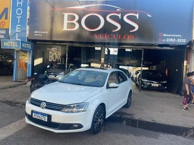 Volkswagen Jetta 2.0 TSI Highline DSG 2012