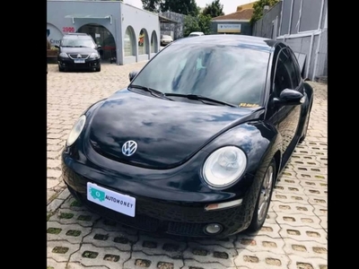 VOLKSWAGEN NEW BEETLE