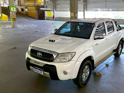 Toyota Hilux 3.0 Srv Cab. Dupla 4x4 Aut. 4p