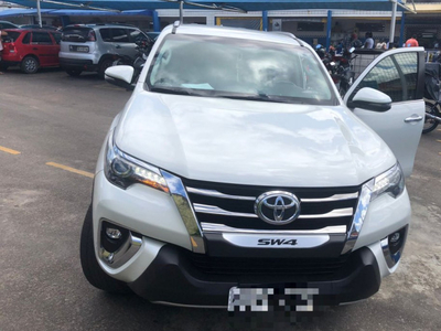 TOYOTA HILUX SW4 2019