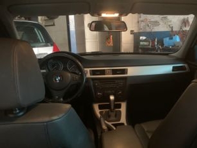 BMW 318i (aut)