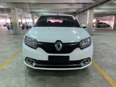 Renault Logan Authentique 1.0 16V (flex) 2015