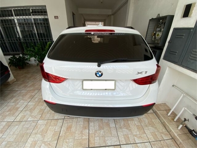 BMW X1 2.0 sDrive18i (aut) 2013