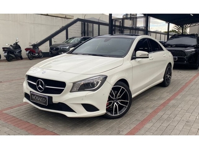 Mercedes-Benz CLA 200 Urban DCT 2015