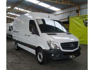 Mercedes-Benz Sprinter 2.1 CDI 415 Furgão Teto Alto 10,5m 2019