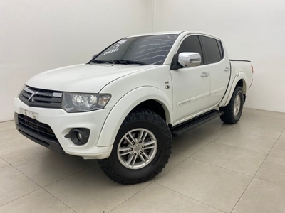 Mitsubishi L200 Triton 3.2 DID-H HPE 4WD (Aut) 2015