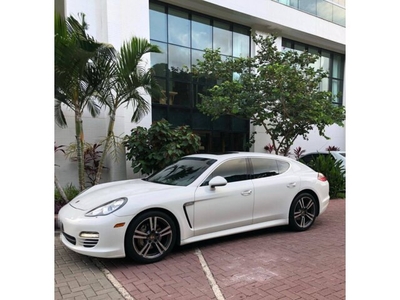 Porsche Panamera 4.8 4S 4WD 2010