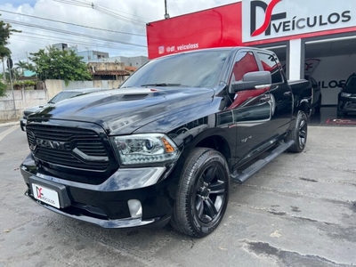 RAM Classic 5.7 V8 Laramie 4WD 2022