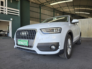 Audi Q3 2.0 Tfsi Ambiente S-tronic Quattro 5p