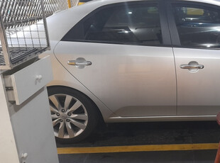 Kia Cerato 1.6 Sx 4p 126 hp