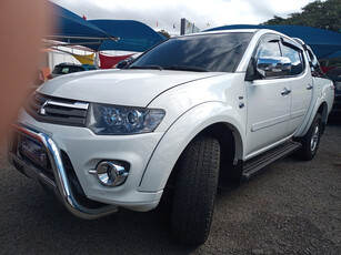 Mitsubishi L200 TRITON 3.5 HPE 4X4 CD V6 24V FLEX 4P AUTOMÁTICO