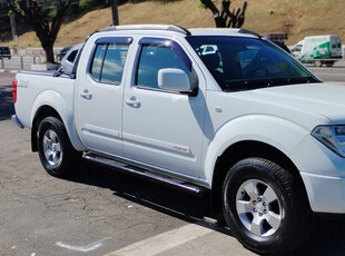 Nissan Frontier 2.5 Xe Cab. Dupla 4x4 4p