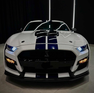 Ford Mustang Gt 500 shelby