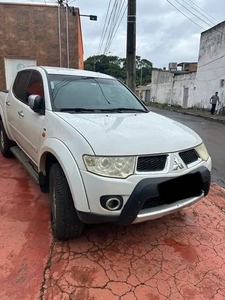 L200 triton 2013 Manual Particular