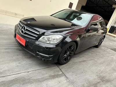 Mercedes C-180 2013 Muito nova