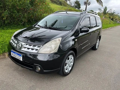 Nissan Grand Livina 7 lugares