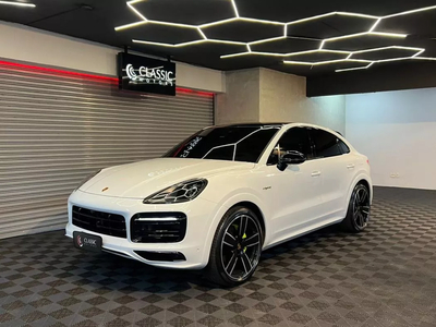 Porsche Cayenne 3.0 V6 E-HYBRID COUPÉ PLATINUM EDITION AWD TIPTRONIC S