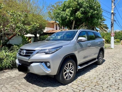 Toyota Hilux Sw4 Srx 4.0 V6 4x4 2016 Blindada 7 Lugares com 110.000km