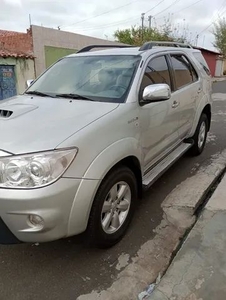 Vendo Hilux SW4