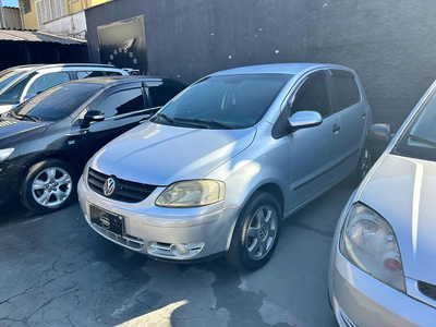 Volkswagen Fox 1.6 Plus Total Flex 5p