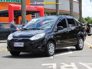 FORD FIESTA 1.6 ROCAM SEDAN 8V em São Paulo e Guarulhos