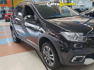 RENAULT SANDERO 1.6 16V SCE STEPWAY INTENSE em São Paulo e Guarulhos