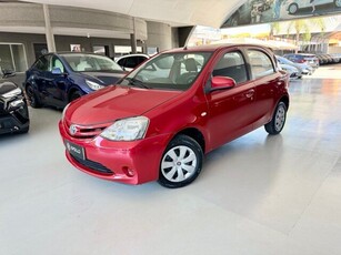 Toyota Etios Hatch Etios XS 1.5 (Flex) 2014