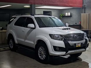 TOYOTA HILUX SW4