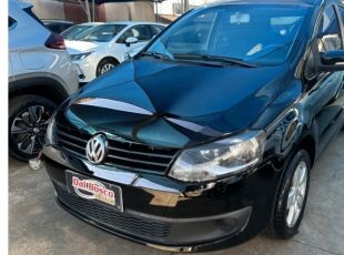 Volkswagen Fox 1.0 8V (Flex)