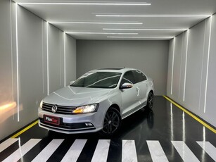 Volkswagen Jetta 2.0 TSI Highline DSG 2016