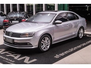 Volkswagen Jetta 2.0 TSI Highline DSG 2016