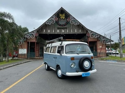 VOLKSWAGEN KOMBI