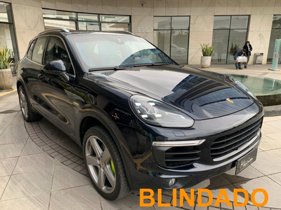 Porsche Cayenne 3.0 V6 HÍBRIDO 4P TIPTRONIC