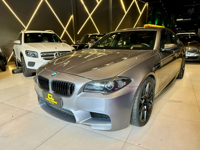 BMW Serie M 4.4 4p