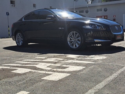 Jaguar XF 2.0 Luxury 2013
