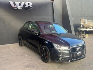 Audi A1 1.4 TFSI Attraction S Tronic 2011