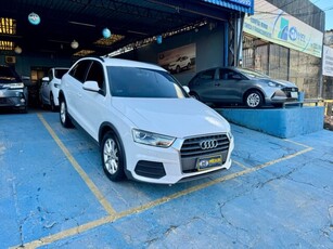 Audi Q3 1.4 TFSI Ambiente Plus S Tronic (Flex) 2017
