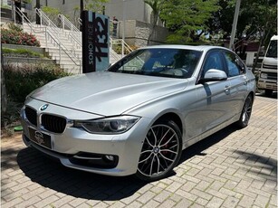 BMW Série 3 335i Sport (Aut) 2013