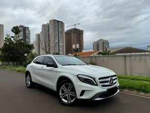 Mercedes-Benz GLA 250 Vision 2015