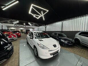 Peugeot 207 Hatch XR 1.4 8V (flex) 4p 2012
