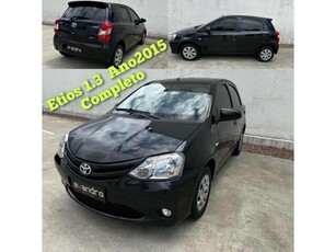 Toyota Etios Hatch Etios X 1.3 (Flex) 2015