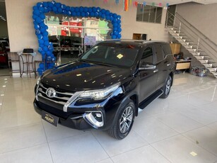 Toyota SW4 2.8 TDI SRX 4x4 (Aut) 2020