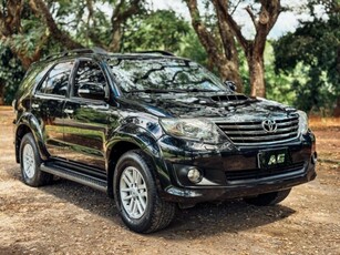 Toyota SW4 SRV 3.0 4X4 (7 Lugares) 2012