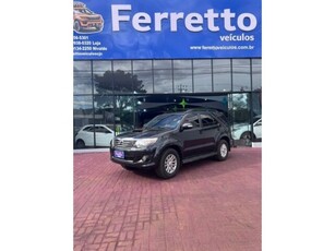 Toyota SW4 SRV 3.0 TDI 4X4 (5 Lugares) 2012