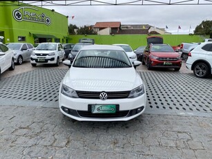 Volkswagen Jetta 2.0 TSI Highline DSG 2013